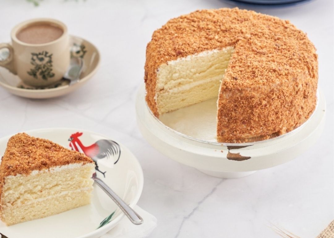 Soft, fluffy peanut buttercream cake paired with coffee makes for a great tea-time meal. (Image Credit: Uncle Lee Confectionery)