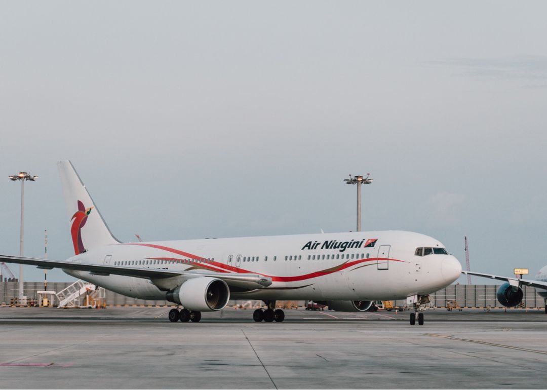 air niugini b767, plane spotting guide at changi airport viewing mall and gallery