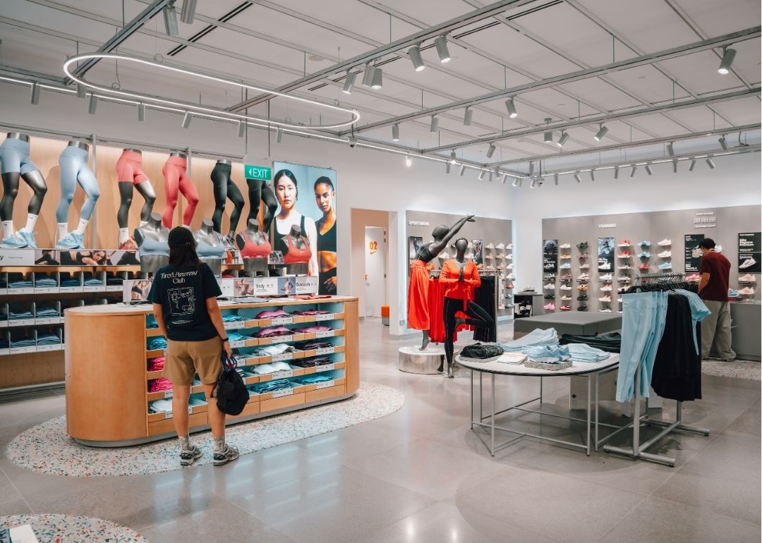 changi city point nike store