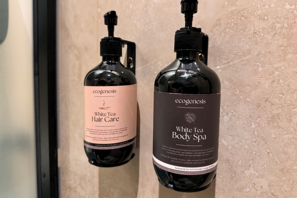 shower amenities in changi airport terminal 3 sats premier lounge