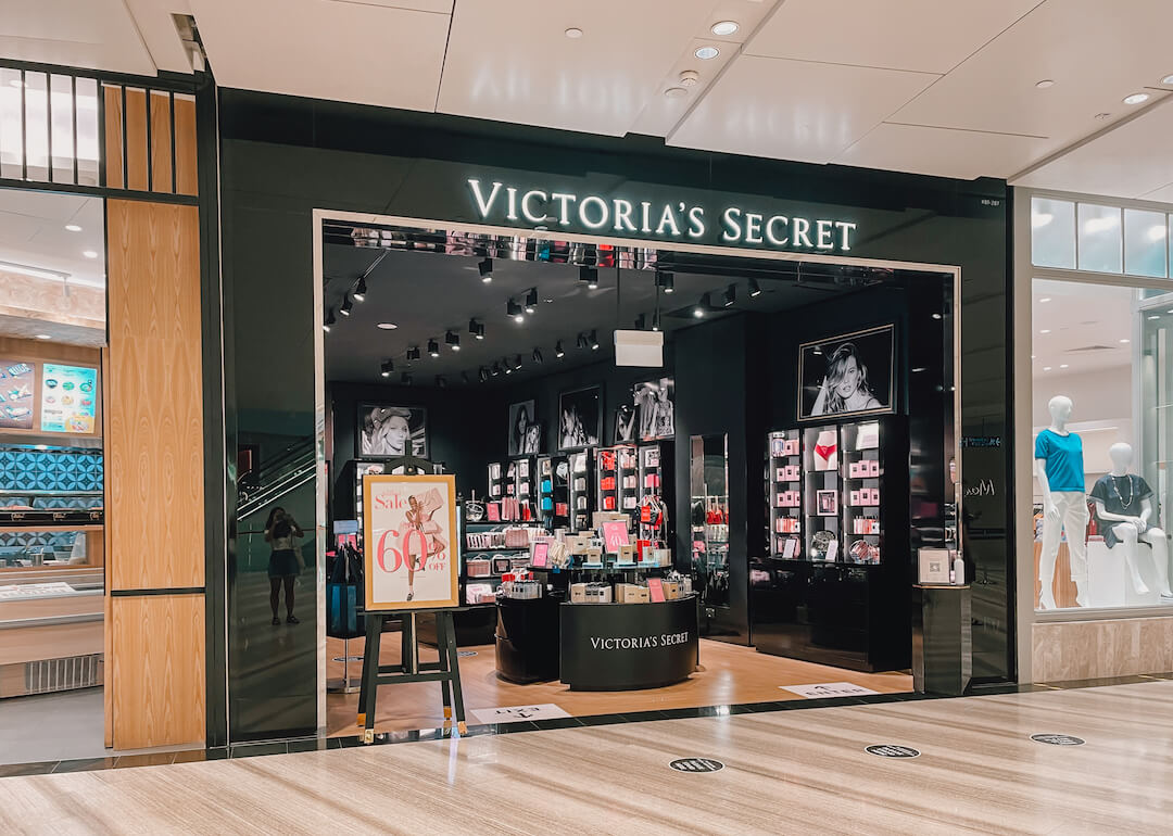 victoria’s secret store at jewel changi, singapore