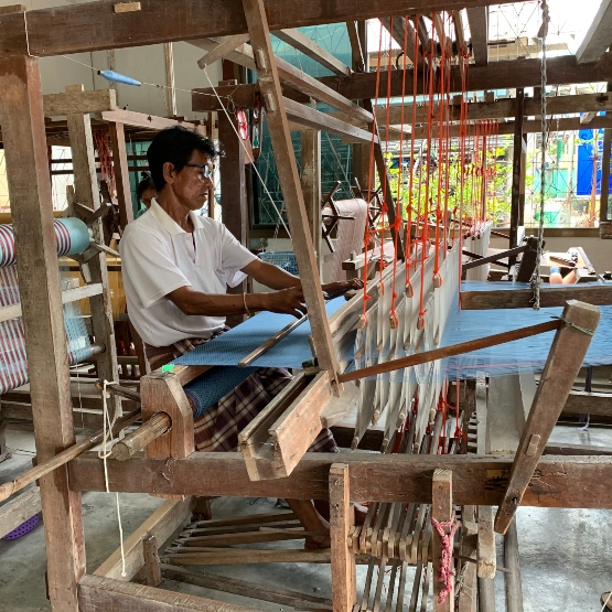  fabric cloth weavers, hat yai thailand