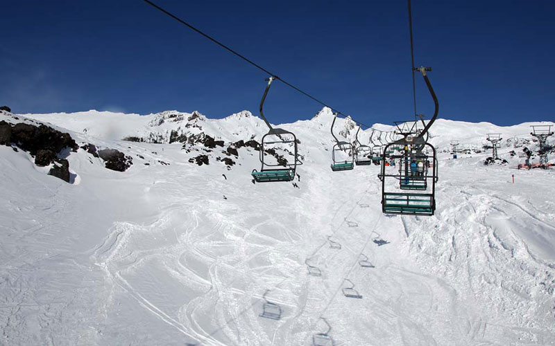 Ski lifts on Mount Ruapehu