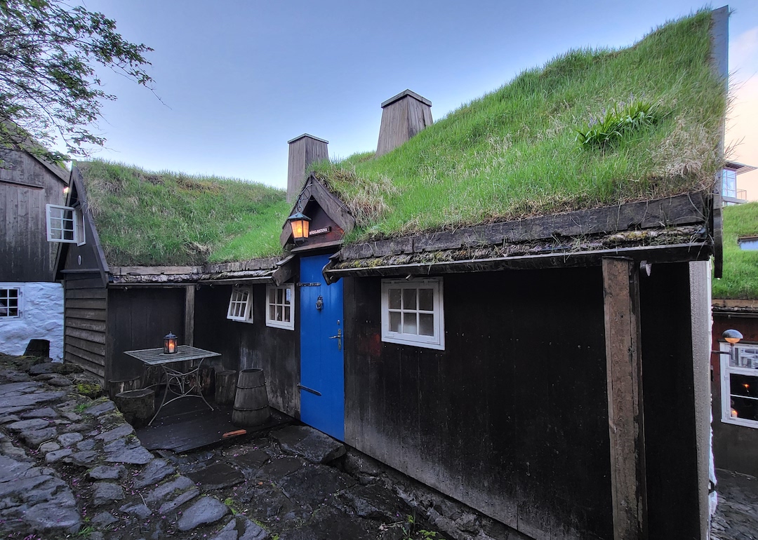 grass roof houses in denmark