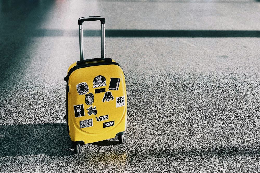 prevent losing personal items and luggages