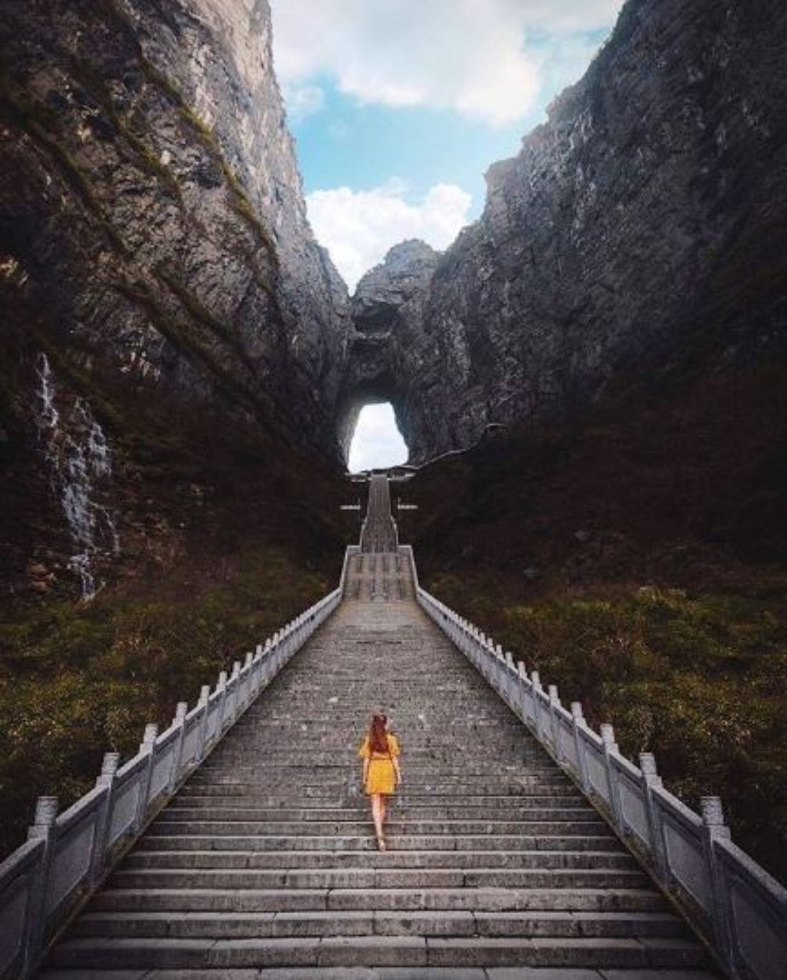 The famous 999 steps to Heaven’s Door at Tianmen Mountain National Park, Zhangjiajie