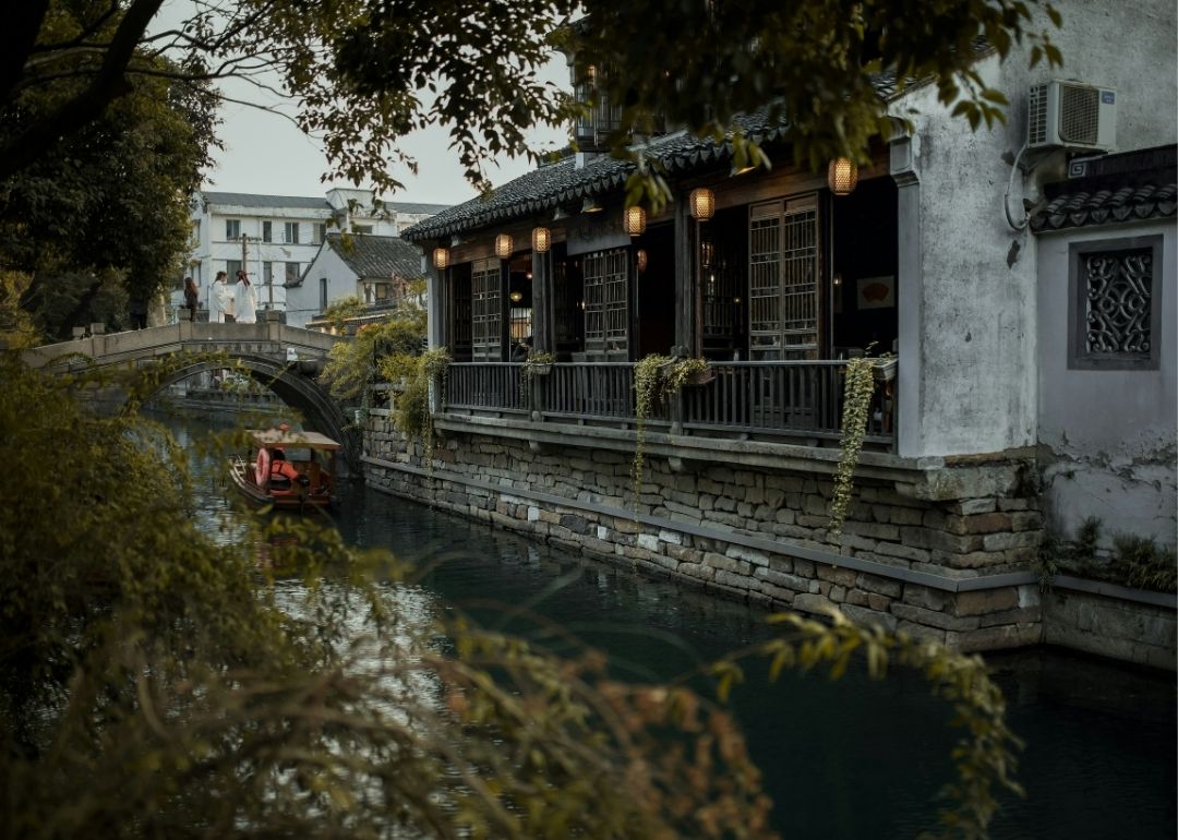 zhujiajiao water town shanghai