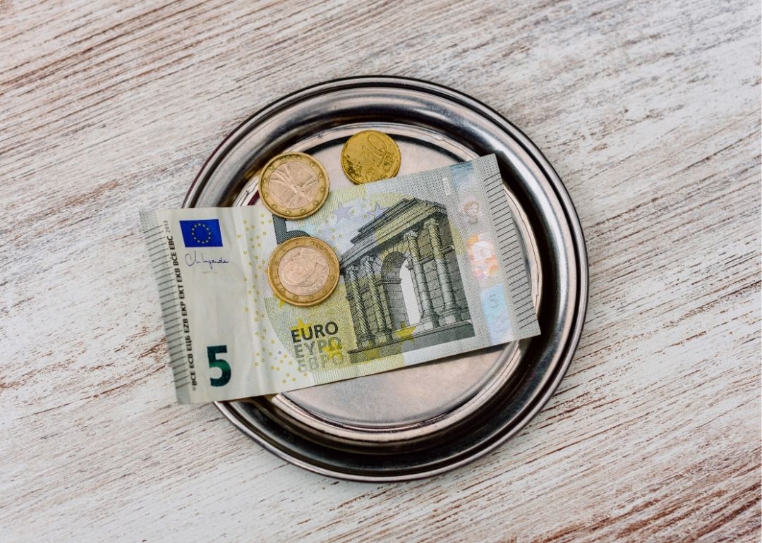 cash left for tipping in europe