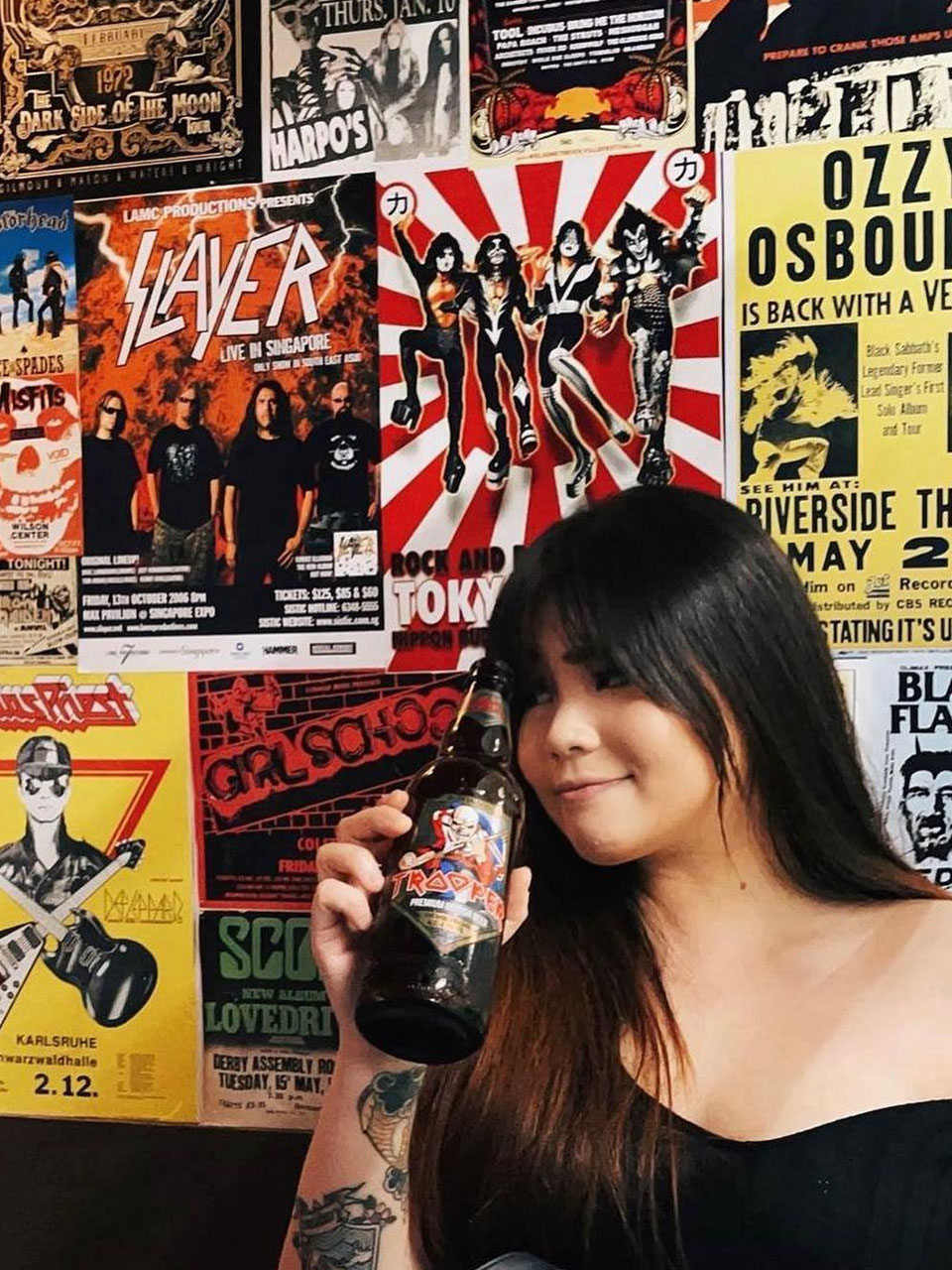 activities to do in singapore at the flying v, heavy metal bar